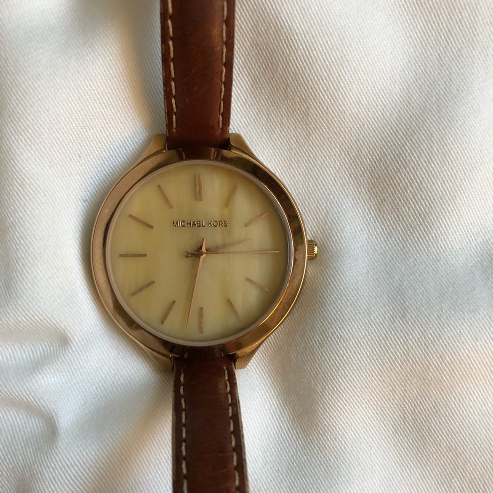 Michael Kors Brown Leather Watch - Picture 3 of 6